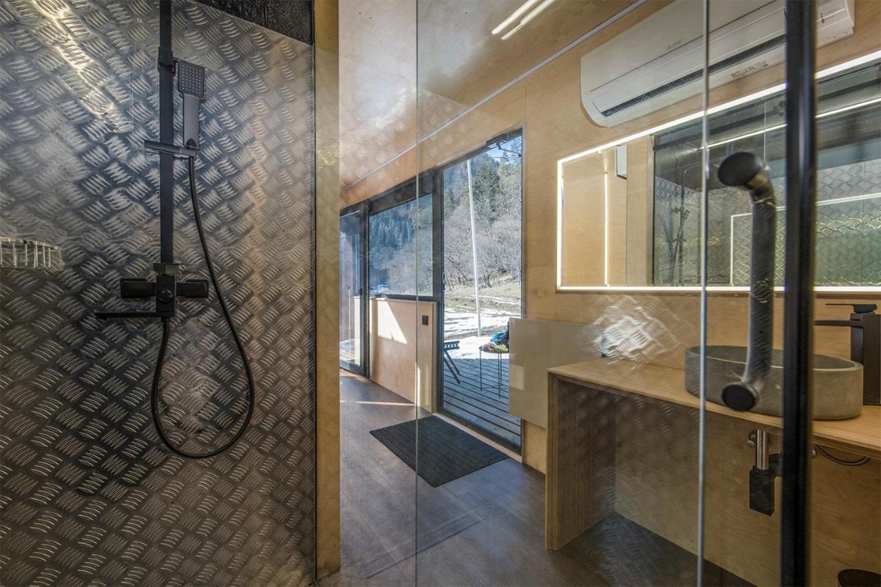 קאחתי Roombox Likani מראה חיצוני תמונה