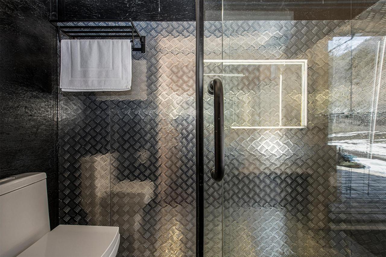 קאחתי Roombox Likani מראה חיצוני תמונה